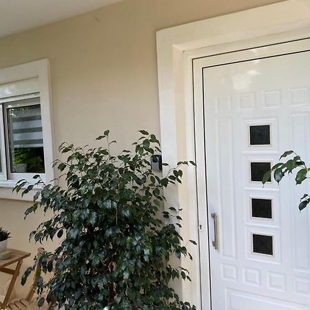 Apartment Near Athens Airport, Rafina Port And Sea Artemida  Bagian luar foto