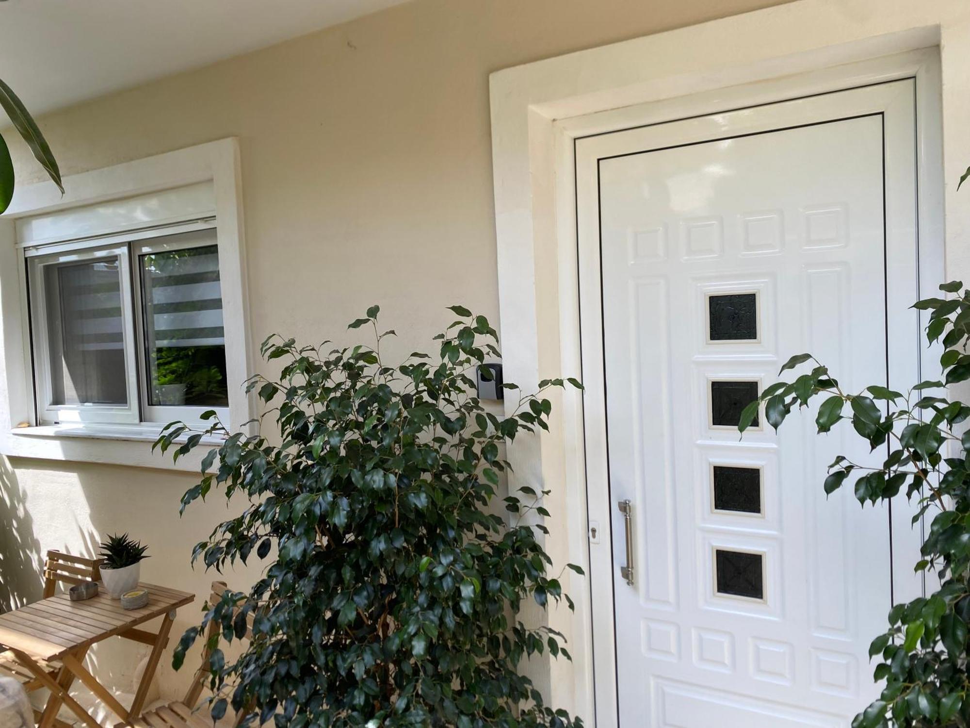 Apartment Near Athens Airport, Rafina Port And Sea Artemida  Bagian luar foto