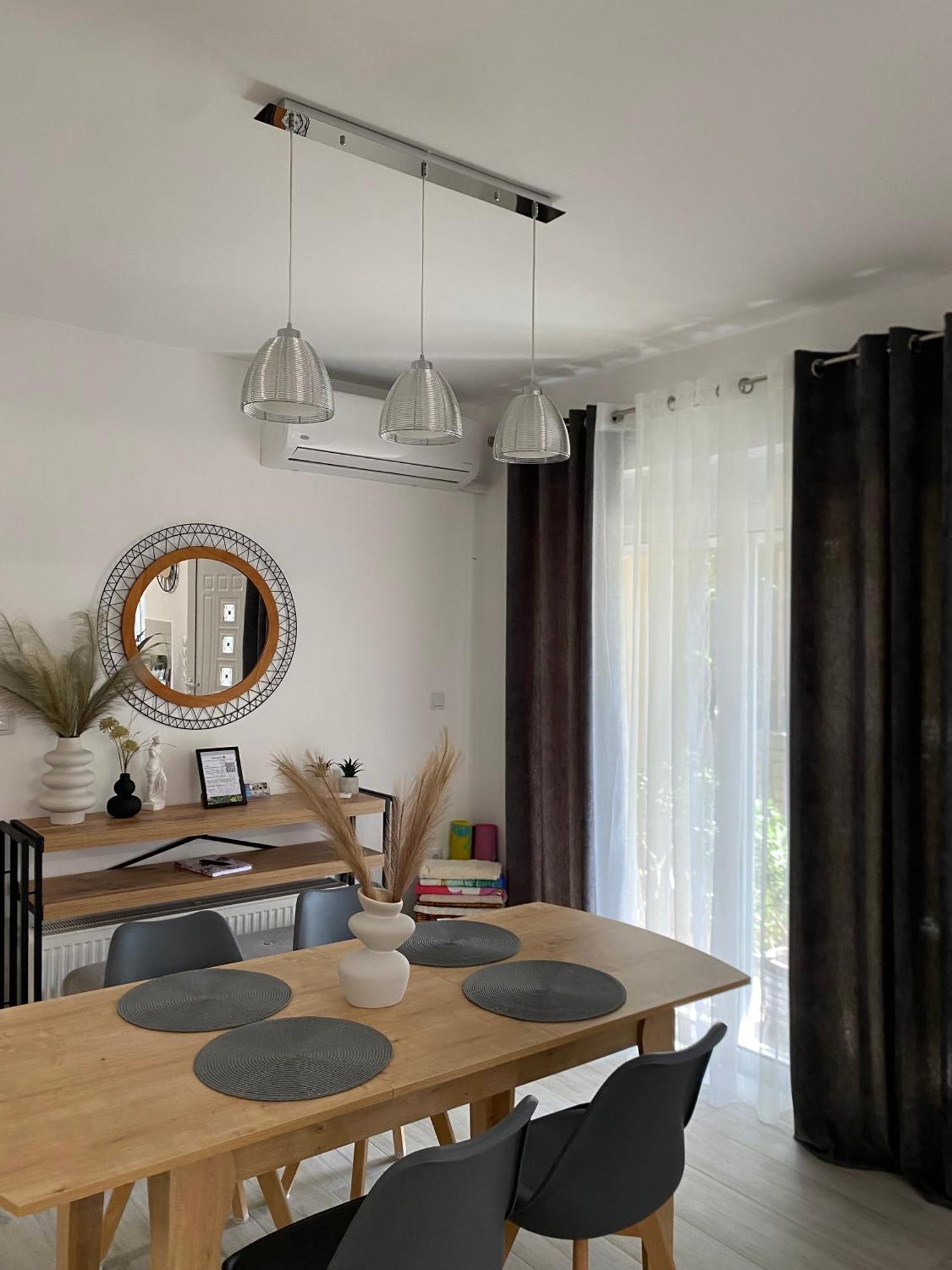 Apartment Near Athens Airport, Rafina Port And Sea Artemida  Bagian luar foto